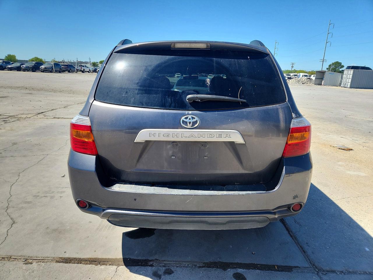 2010 TOYOTA HIGHLANDER BASE photo 11
