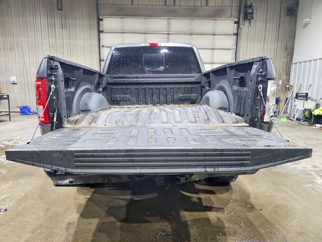 2017 FORD F150 SUPERCREW photo 16