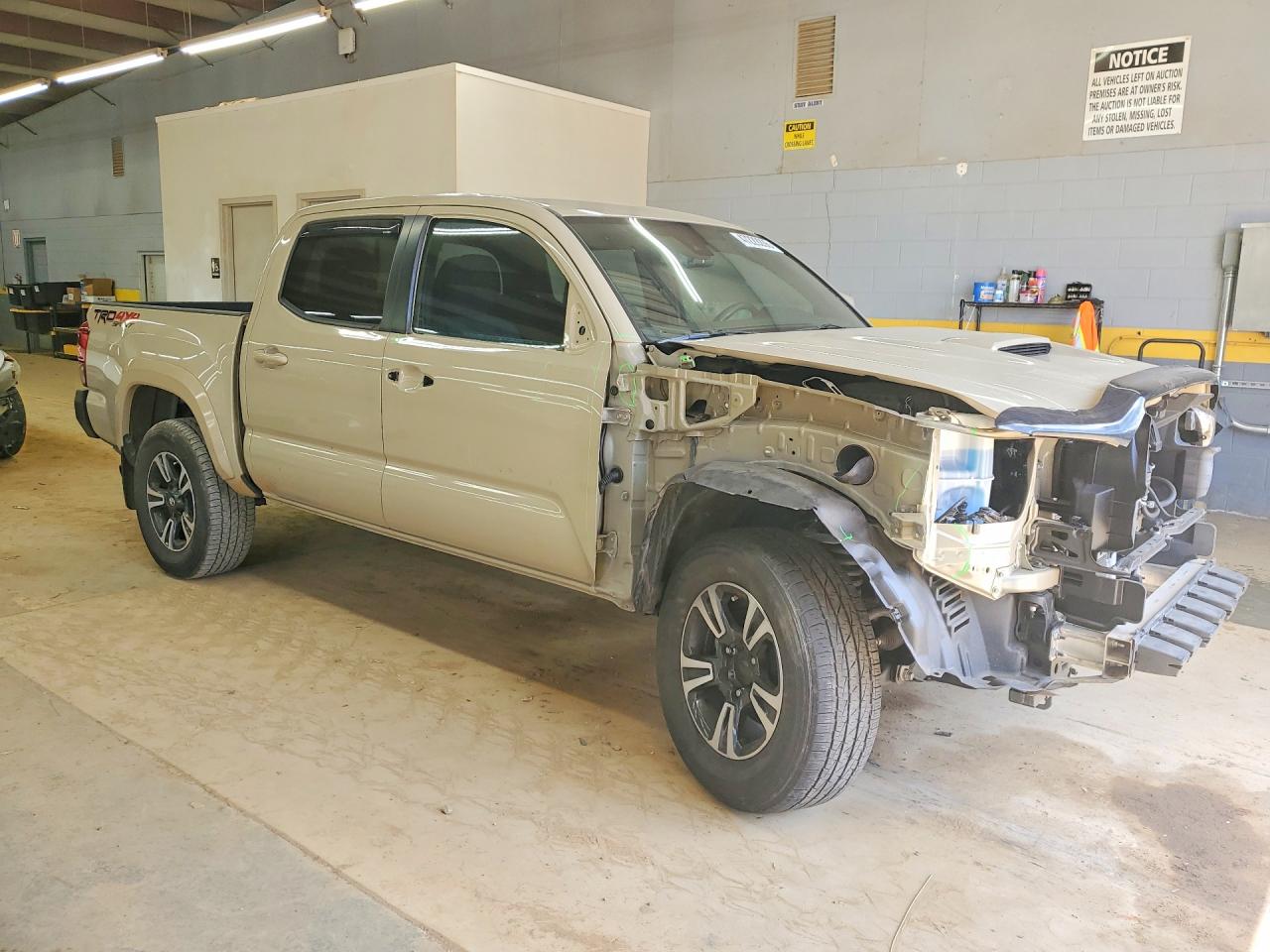 2019 TOYOTA TACOMA TRD SPORT photo 10