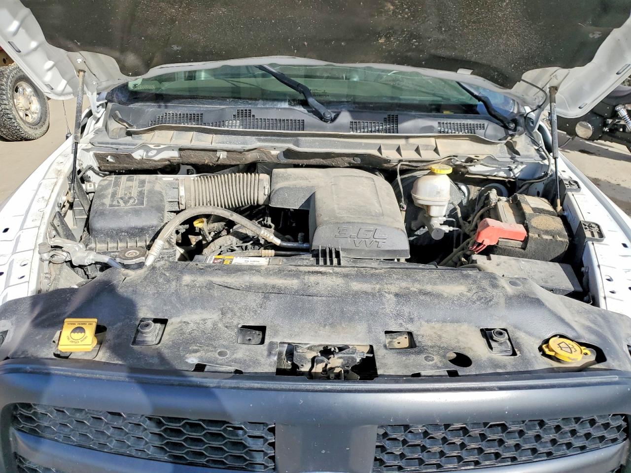 2022 RAM 1500 CLASSIC TRADESMAN photo 31