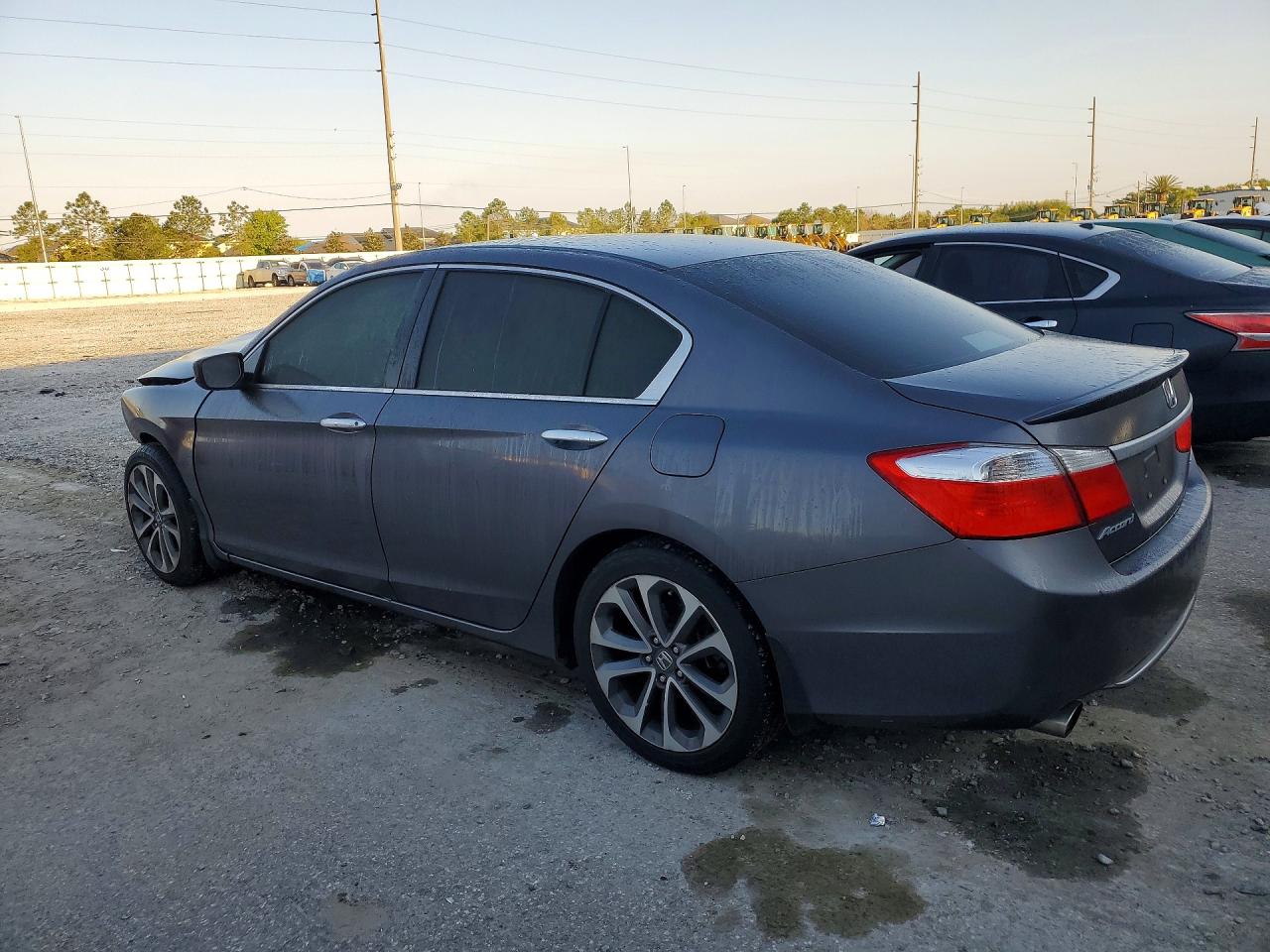 2015 HONDA ACCORD SPORT photo 3