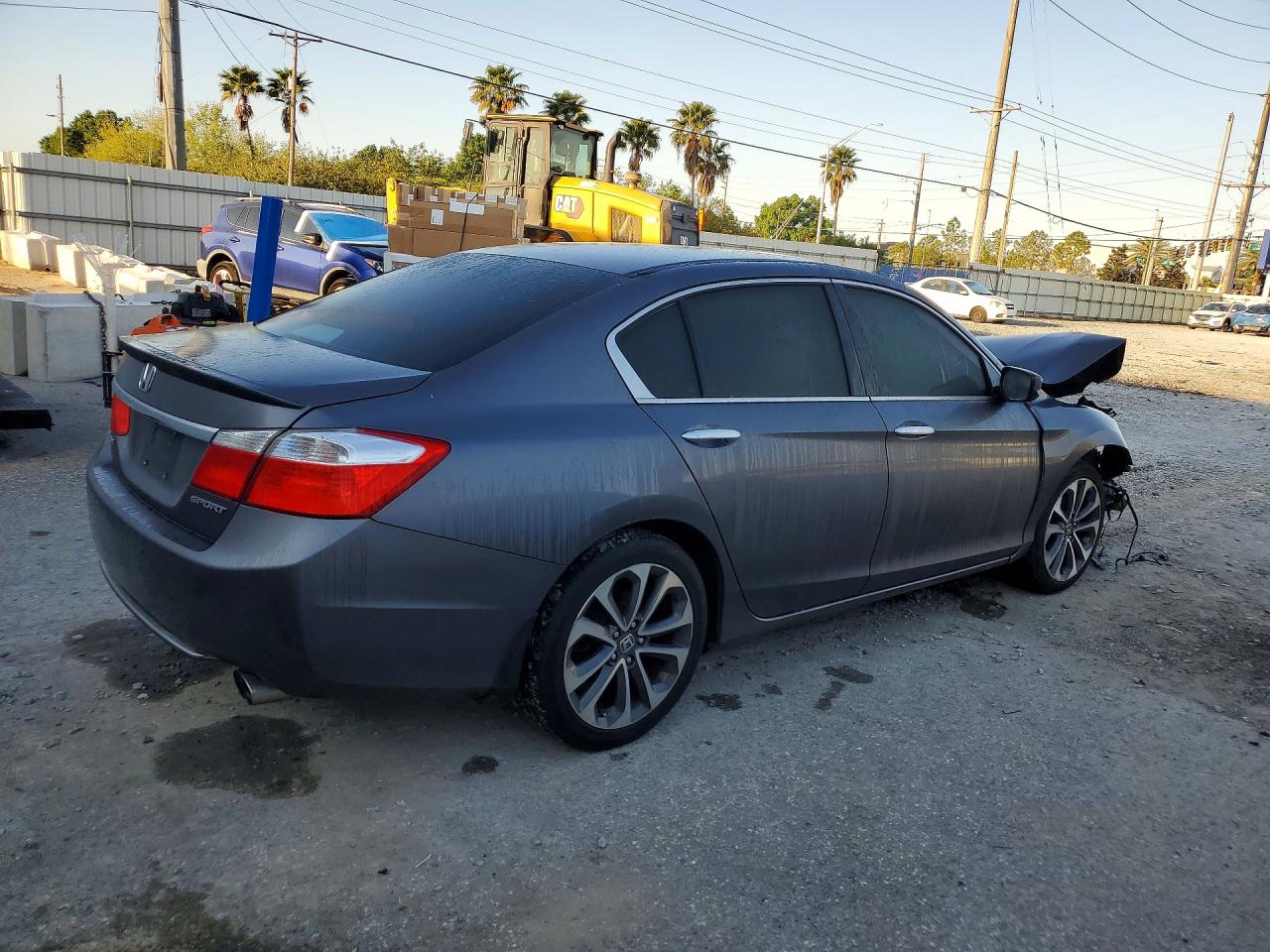 2015 HONDA ACCORD SPORT photo 5