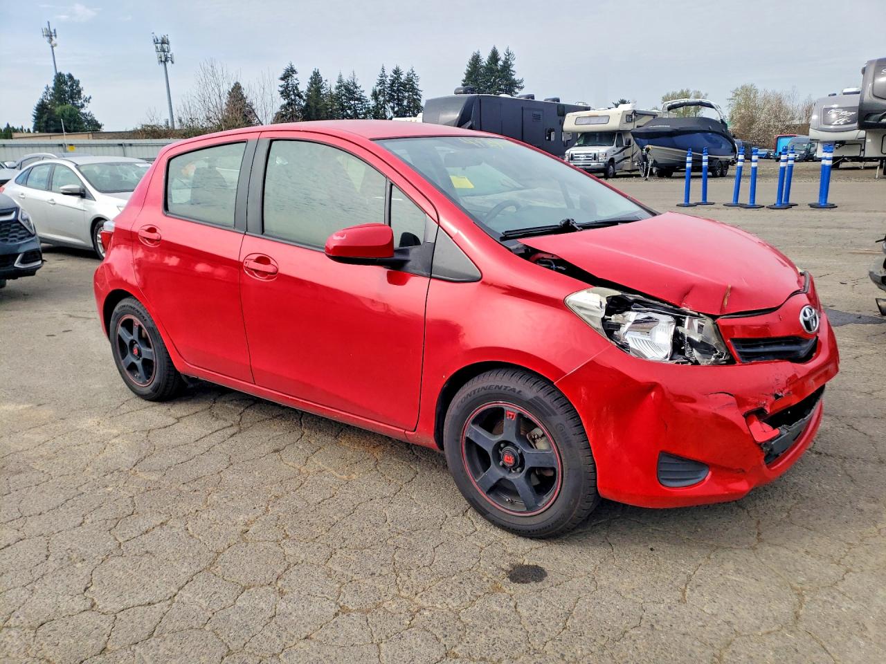 2012 TOYOTA YARIS 5-DOOR L photo 10