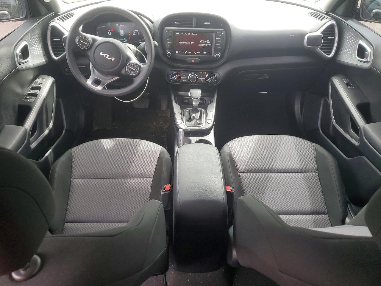 2024 KIA SOUL LX photo 15