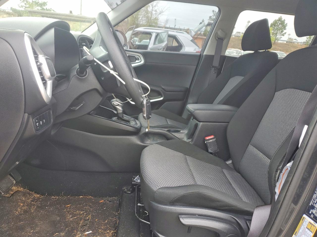 2024 KIA SOUL LX photo 13