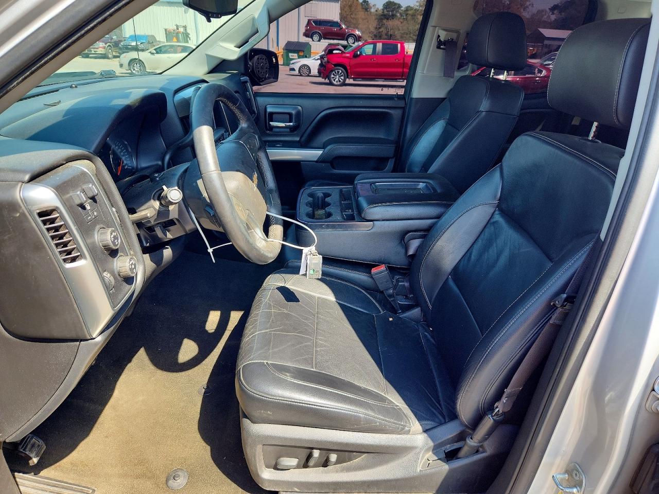 2017 CHEVROLET SILVERADO K1500 LT photo 7