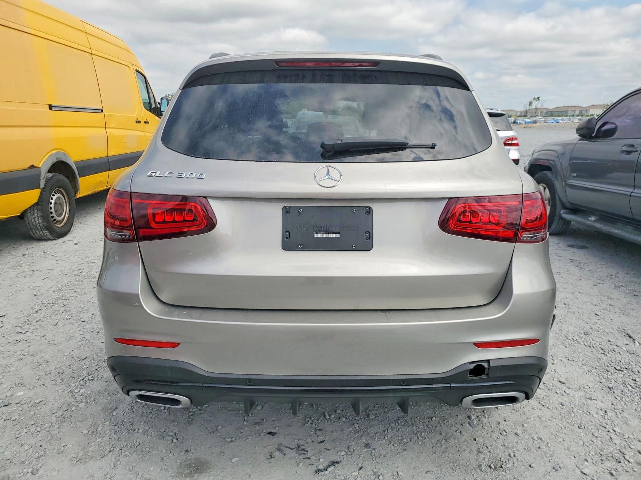 2021 MERCEDES-BENZ GLC 300 photo 6