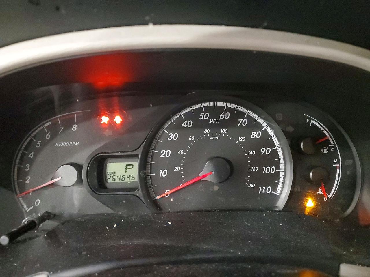 2014 TOYOTA SIENNA LE 8-PASSENGER photo 25