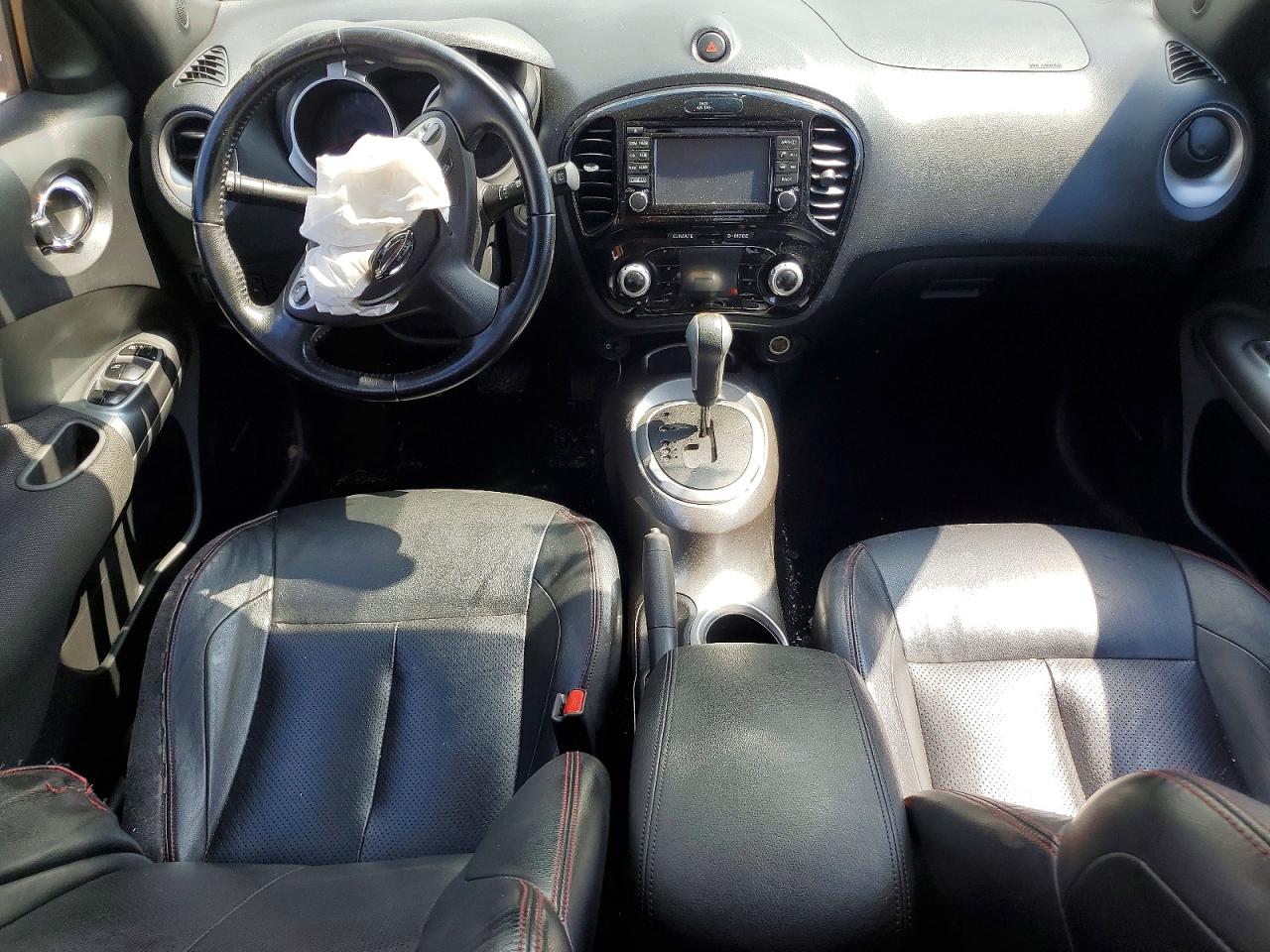 2015 NISSAN JUKE SL photo 22