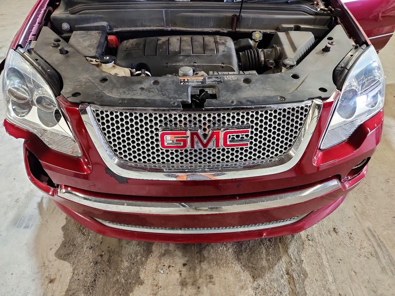 2011 GMC ACADIA DENALI photo 23