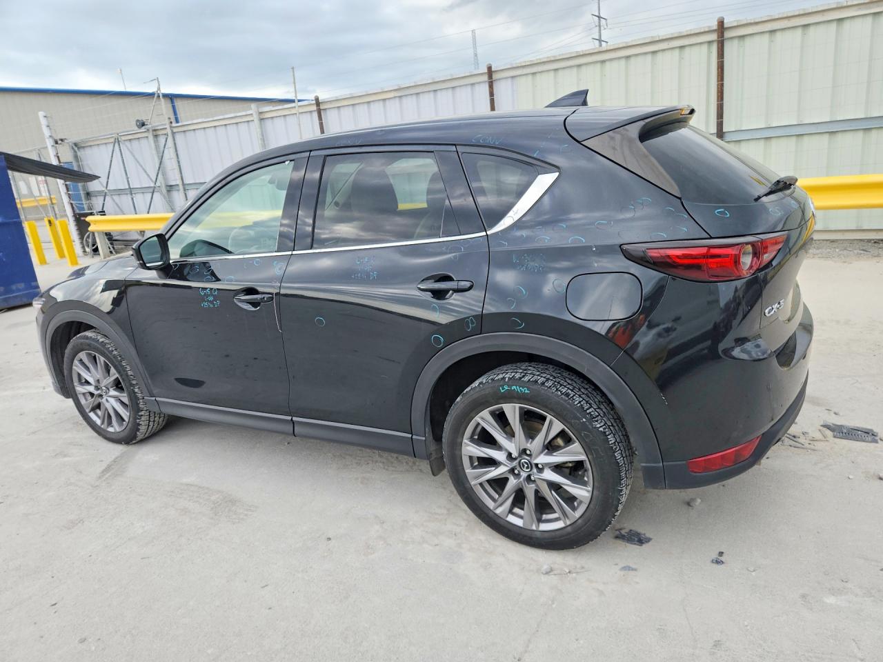 2021 MAZDA CX-5 GRAND TOURING photo 4