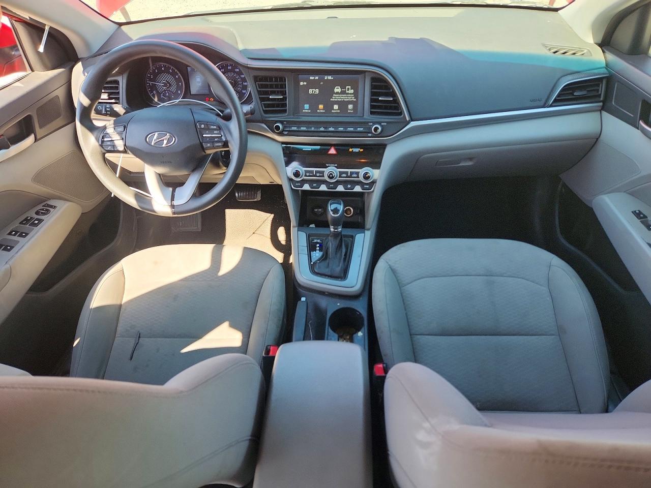 2020 HYUNDAI ELANTRA SEL photo 22