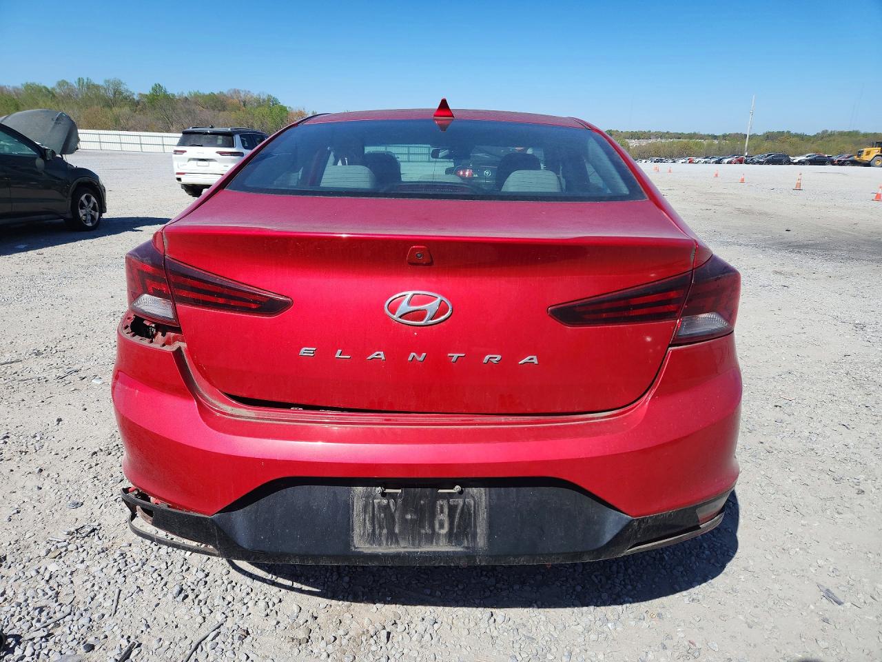 2020 HYUNDAI ELANTRA SEL photo 16