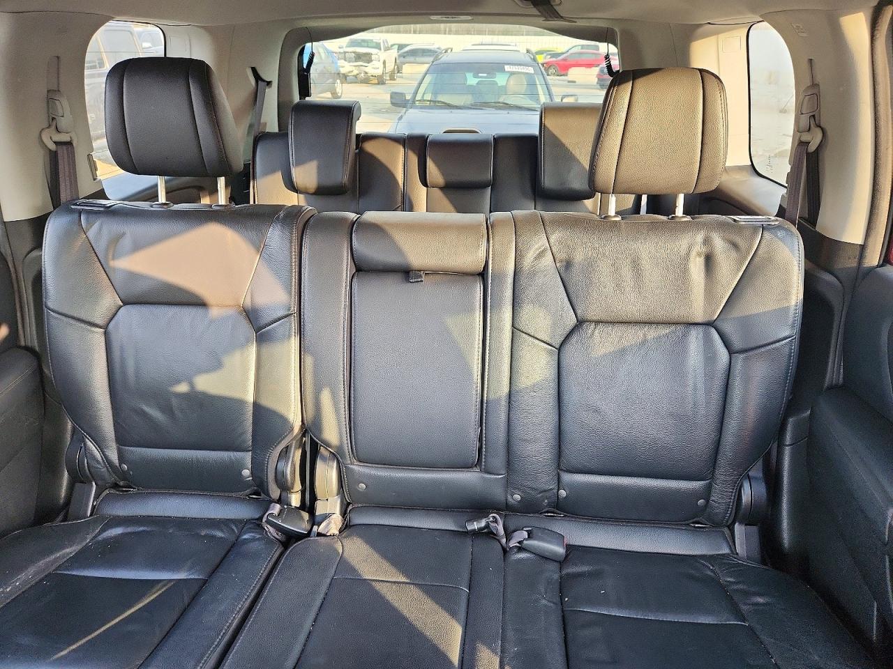 2015 HONDA PILOT EXL photo 10