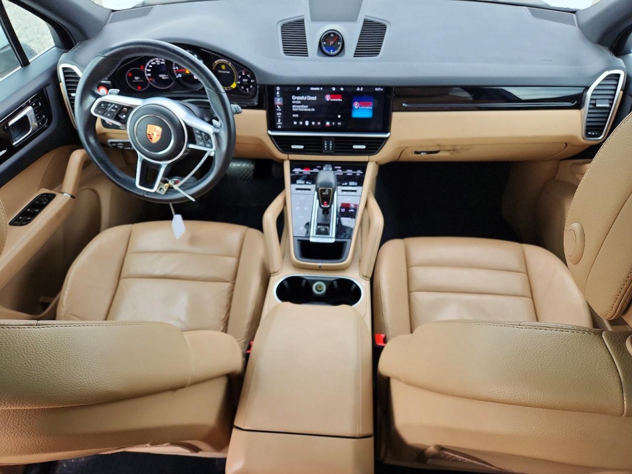 2020 PORSCHE CAYENNE photo 15