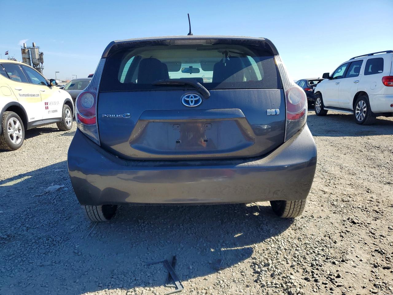 2012 TOYOTA PRIUS C ONE photo 11