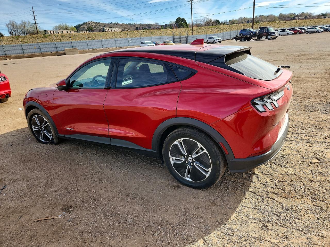 2022 FORD MUSTANG MACH-E SELECT photo 3