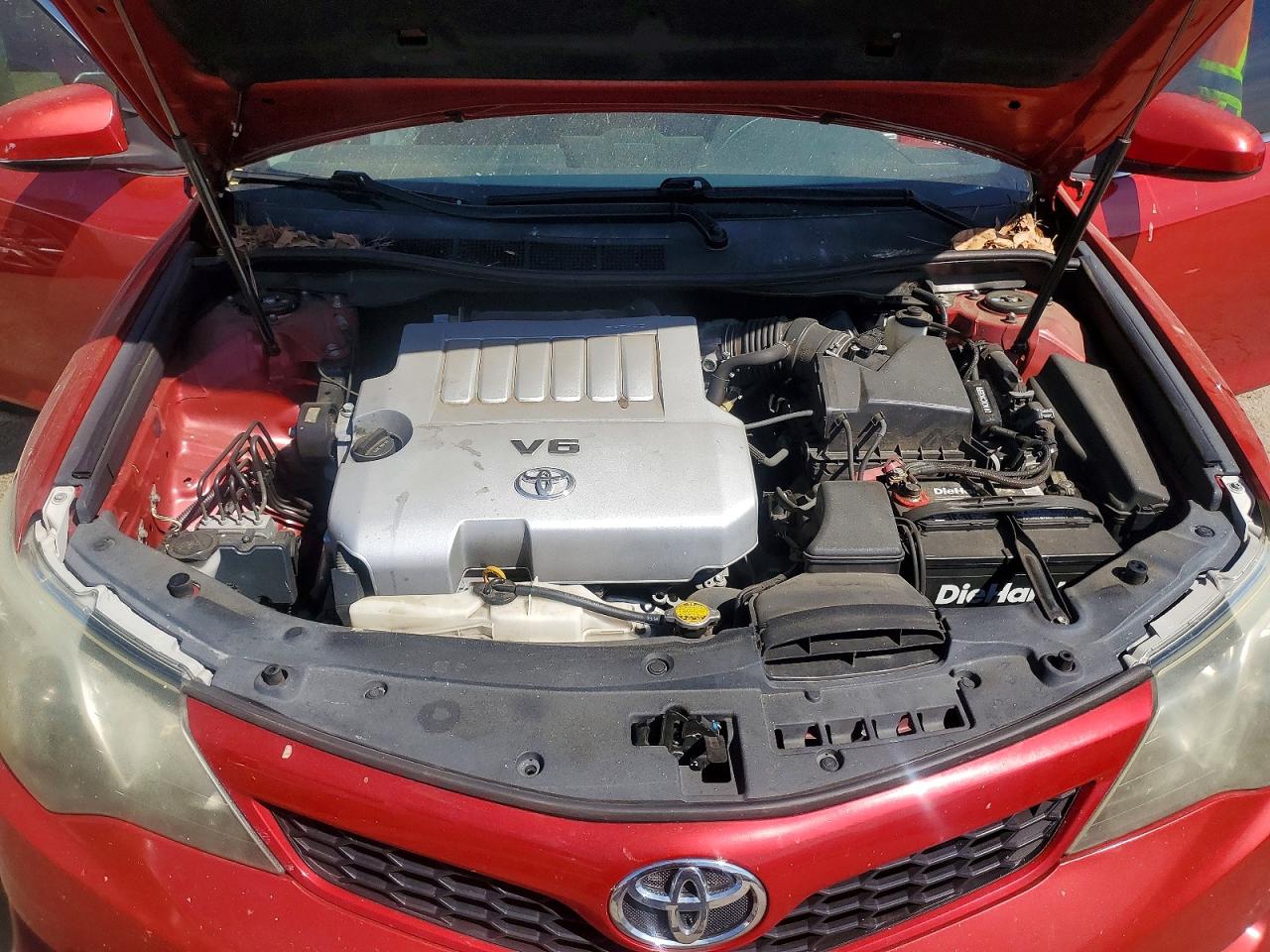 2012 TOYOTA CAMRY SE V6 photo 11