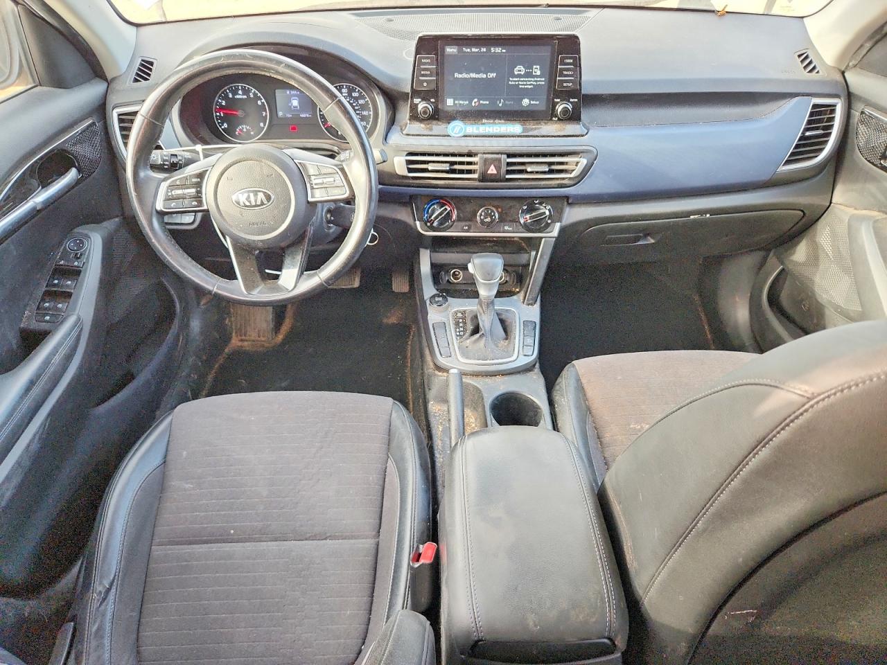 2021 KIA SELTOS S photo 8