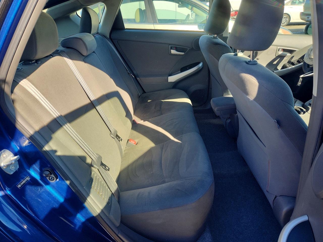 2011 TOYOTA PRIUS THREE photo 19