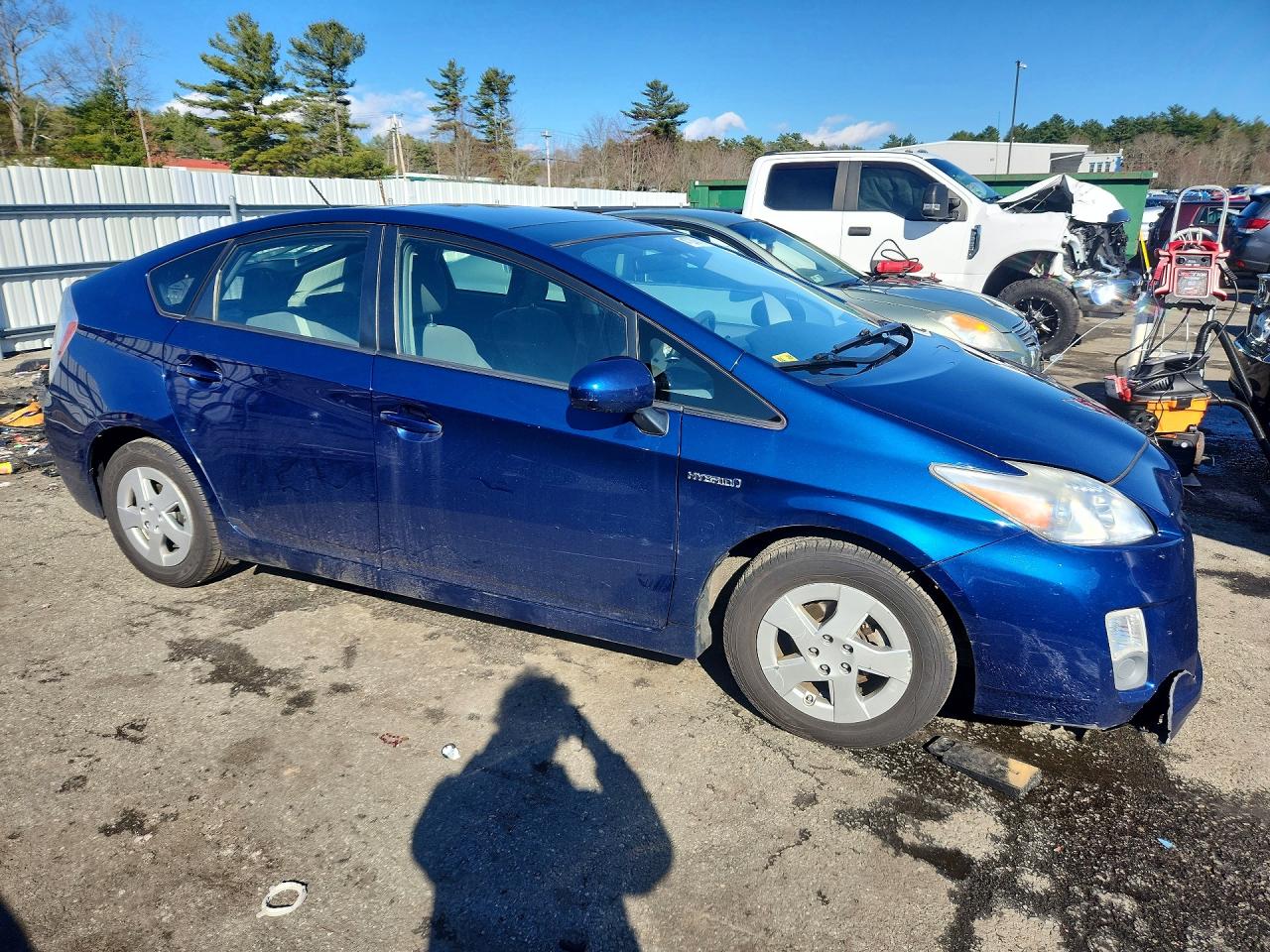 2011 TOYOTA PRIUS THREE photo 7