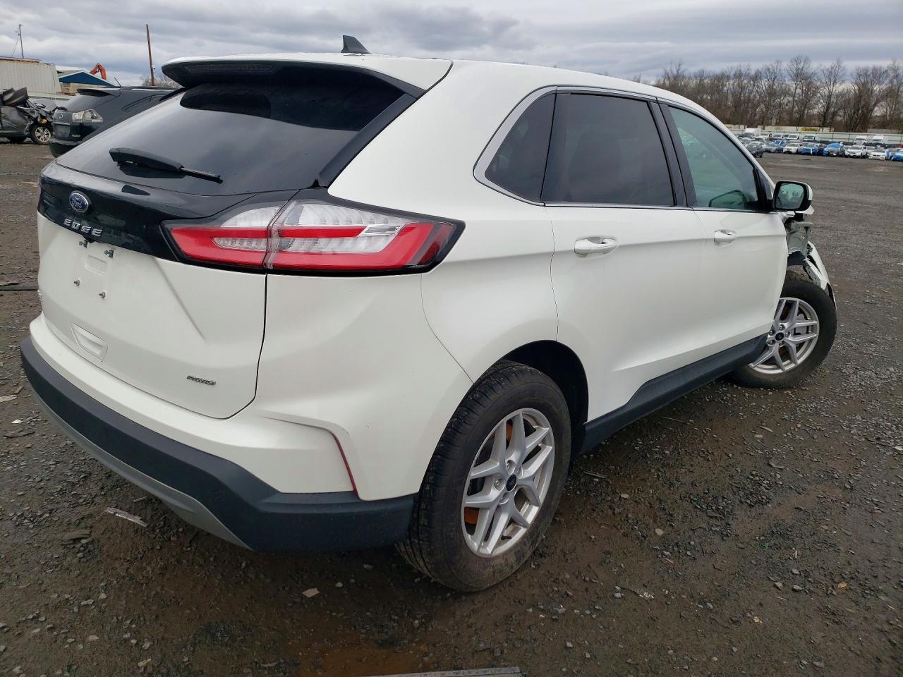 2024 FORD EDGE SEL photo 5