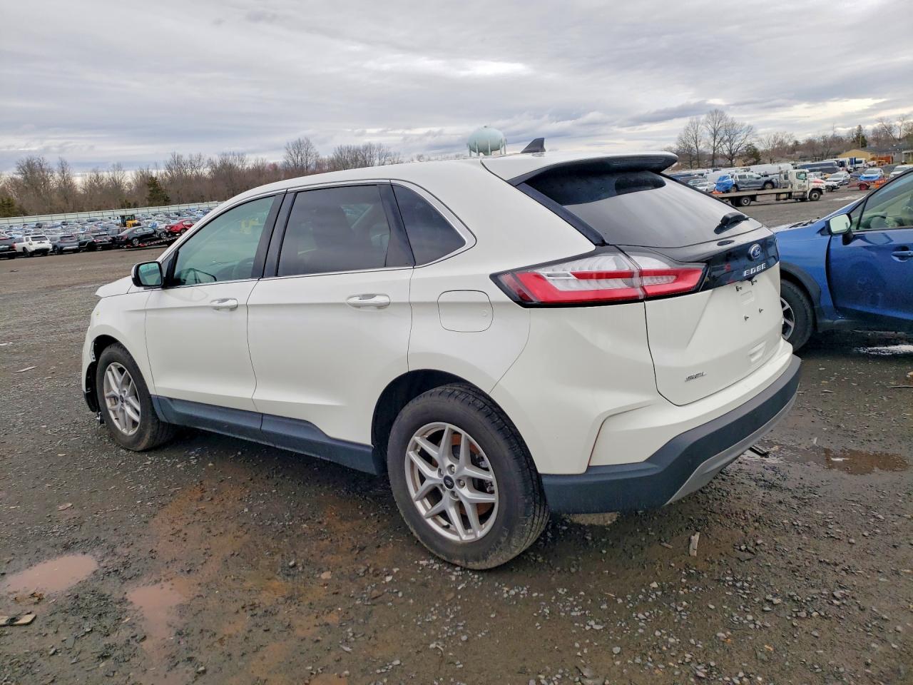 2024 FORD EDGE SEL photo 3