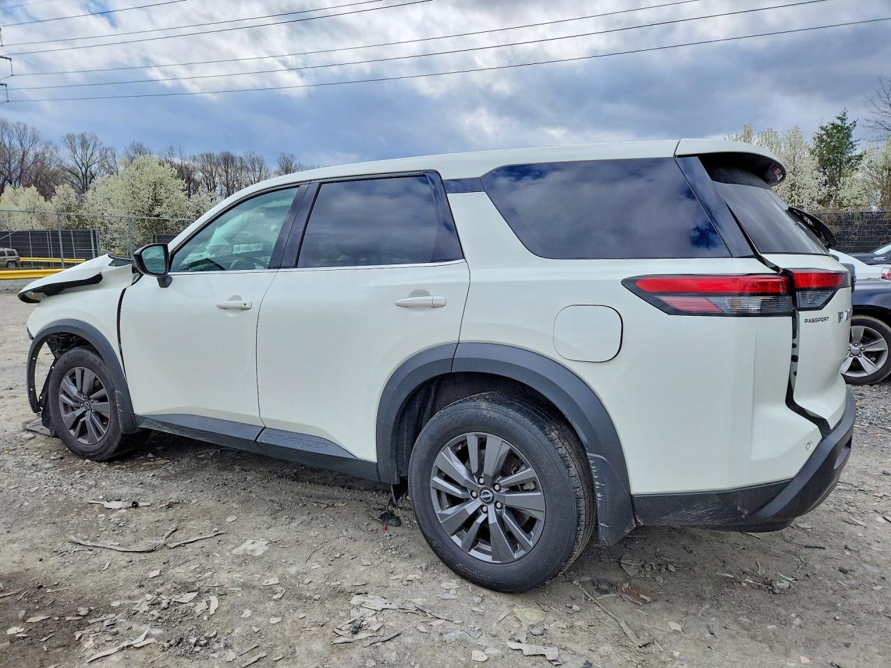 2023 NISSAN PATHFINDER S photo 2