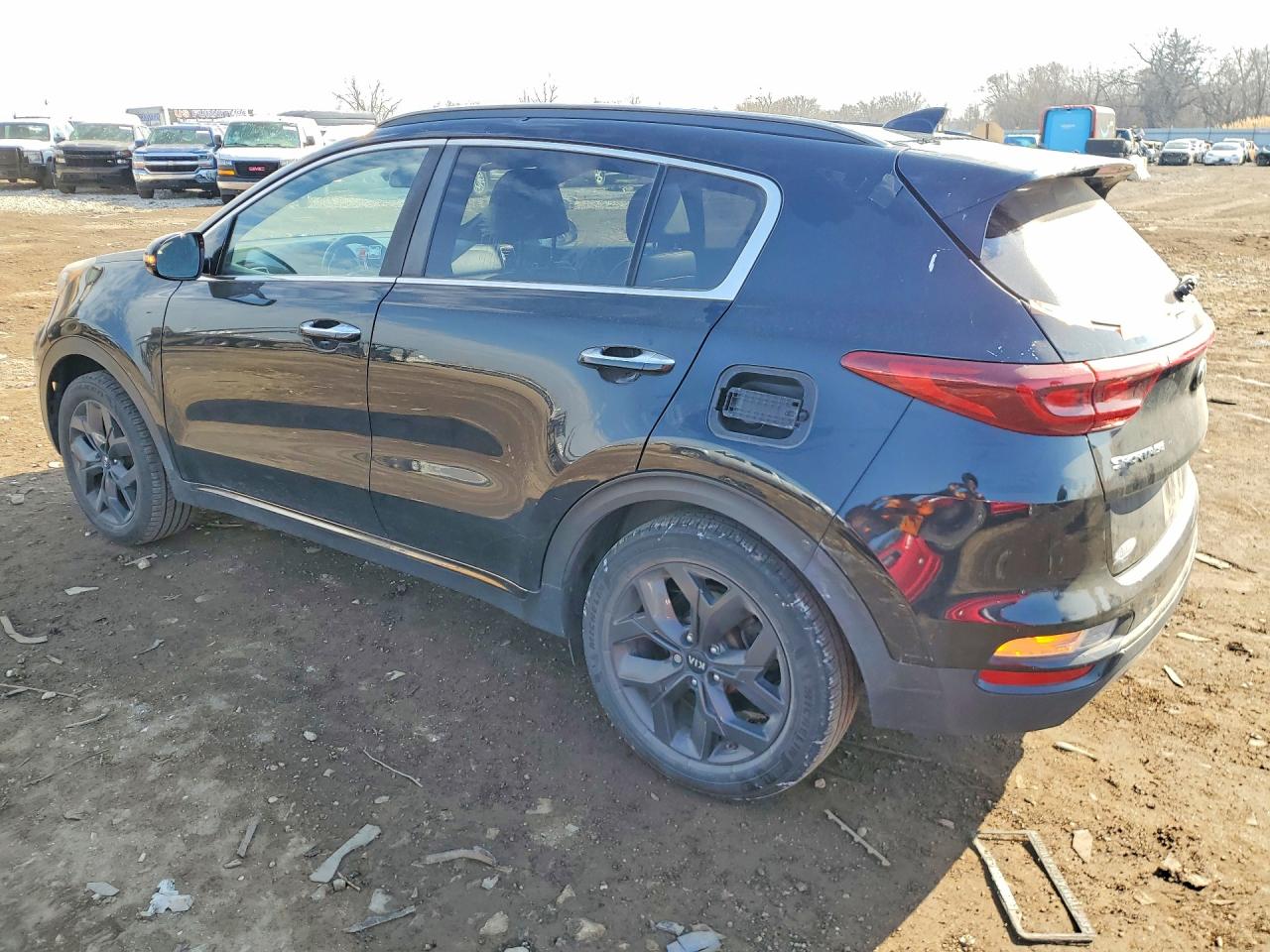 2020 KIA SPORTAGE S photo 2