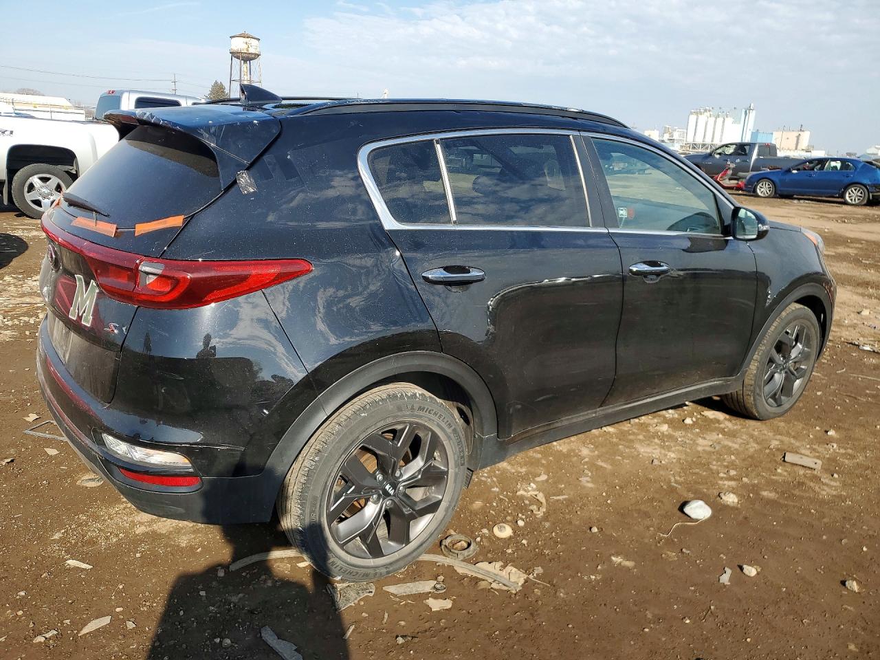 2020 KIA SPORTAGE S photo 3