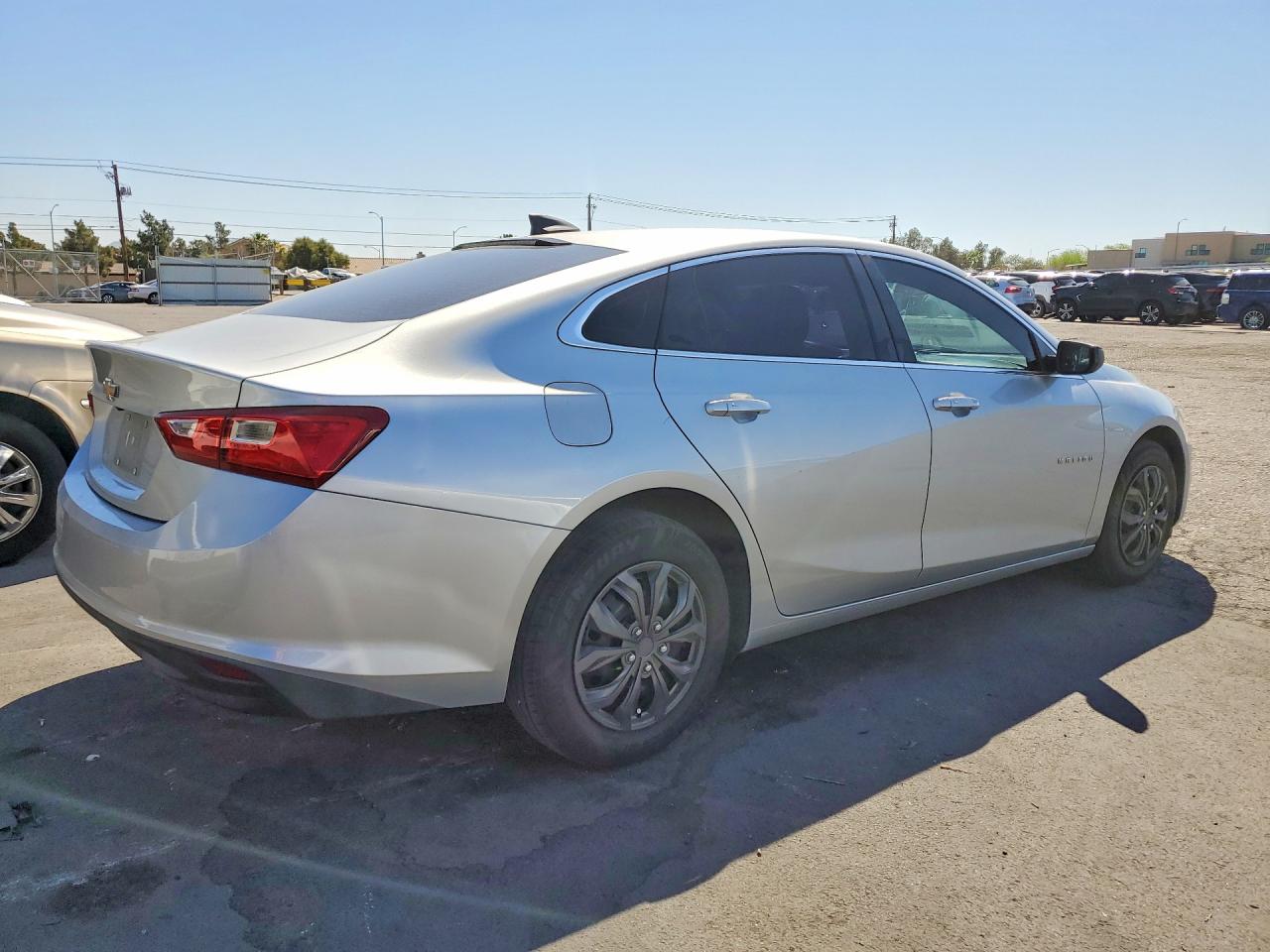 2017 CHEVROLET MALIBU LS photo 7