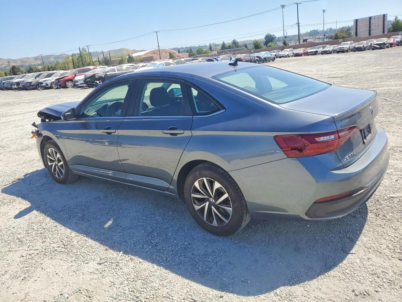 2024 VOLKSWAGEN JETTA S photo 3
