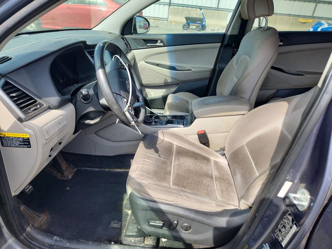 2018 HYUNDAI TUCSON SEL photo 13