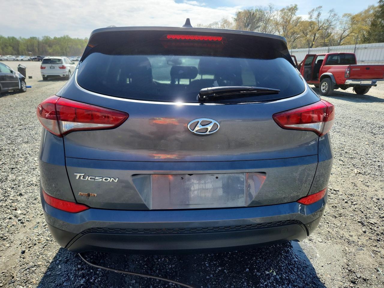 2018 HYUNDAI TUCSON SEL photo 11