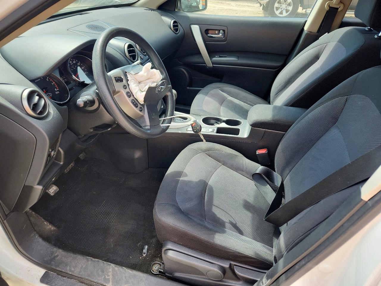 2013 NISSAN ROGUE S photo 7