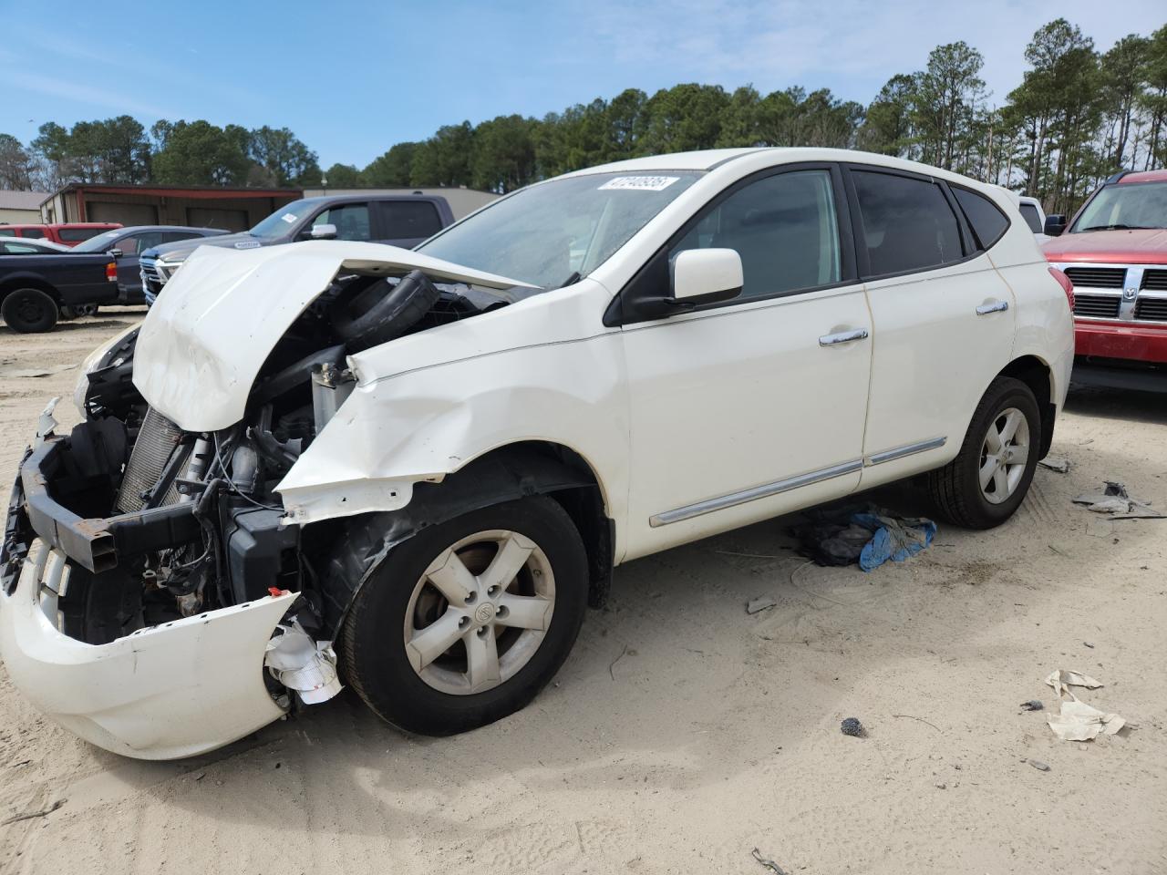 2013 NISSAN ROGUE