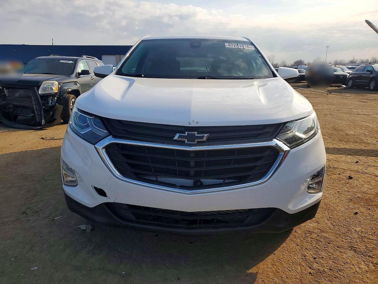 2020 CHEVROLET EQUINOX LT photo 9
