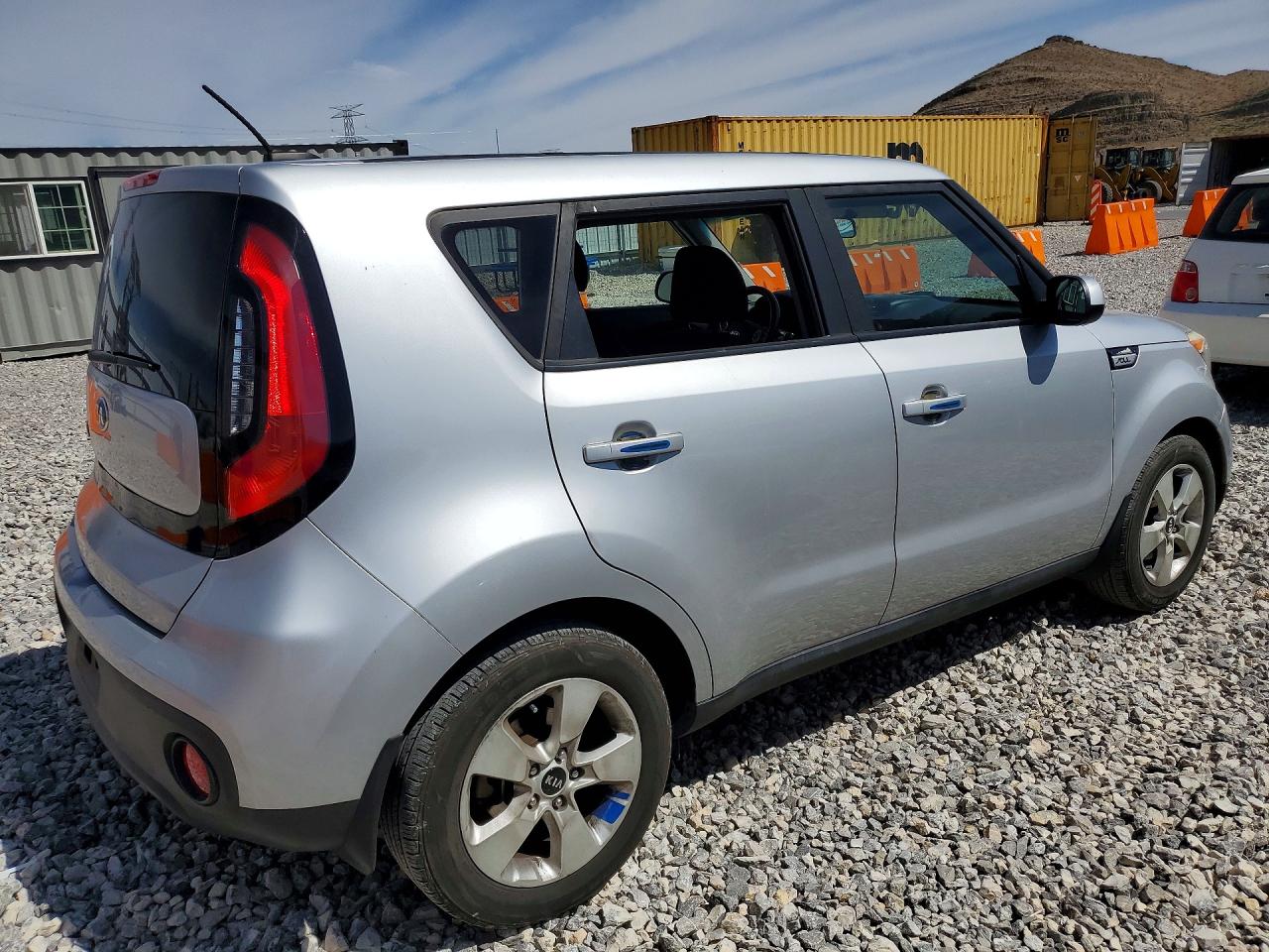 2017 KIA SOUL photo 3