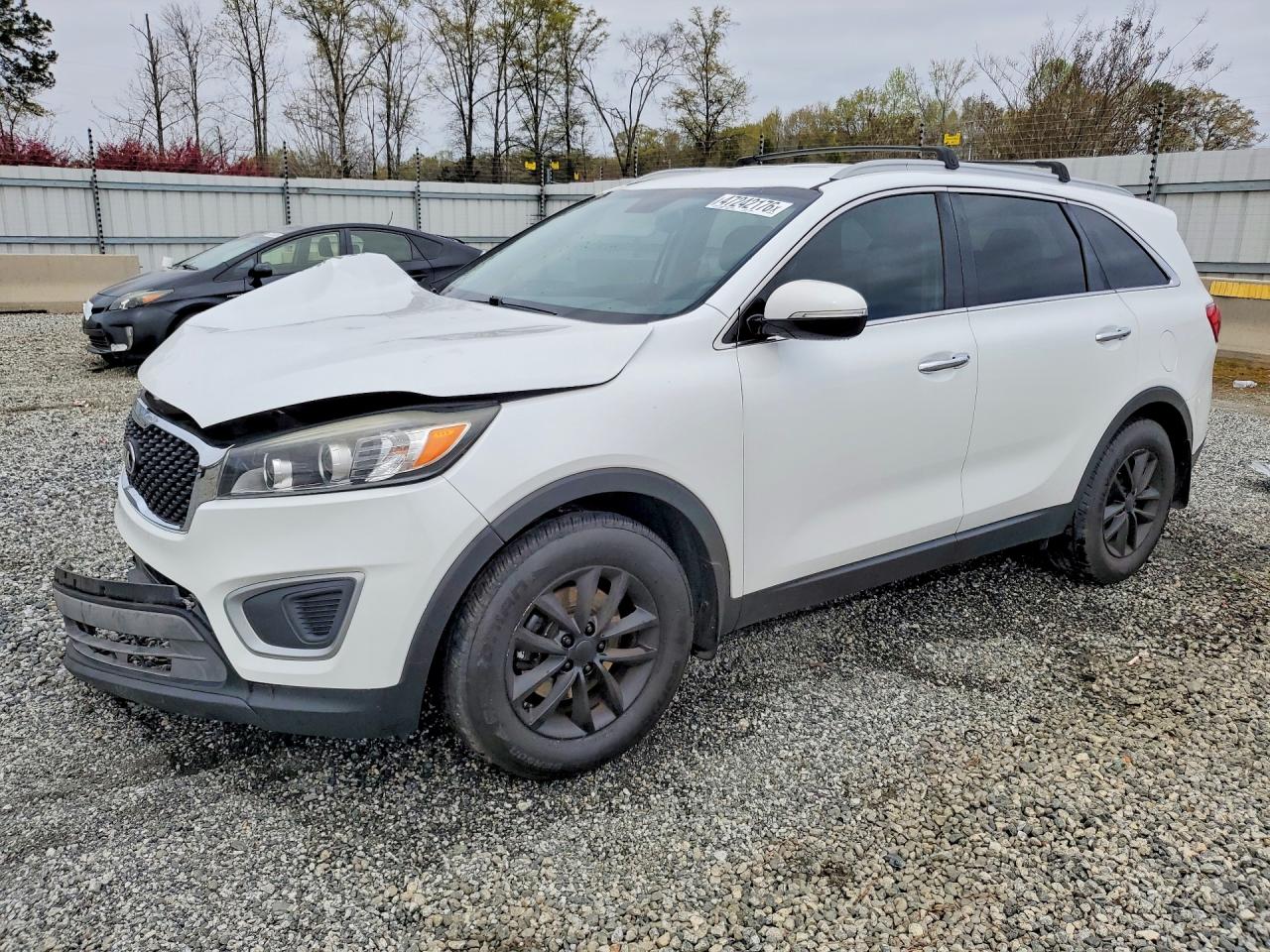 2017 KIA SORENTO