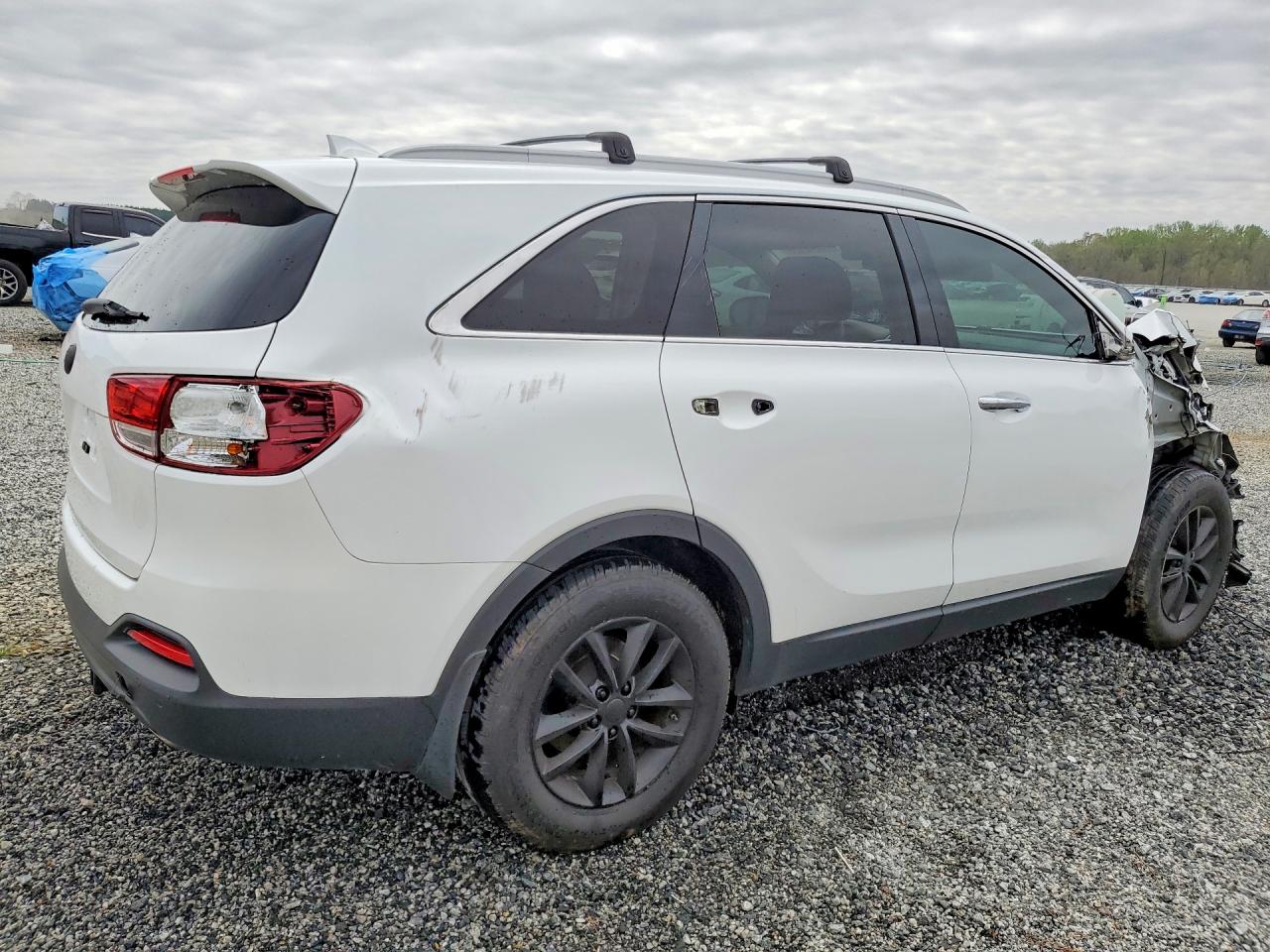 2017 KIA SORENTO LX V6 photo 5