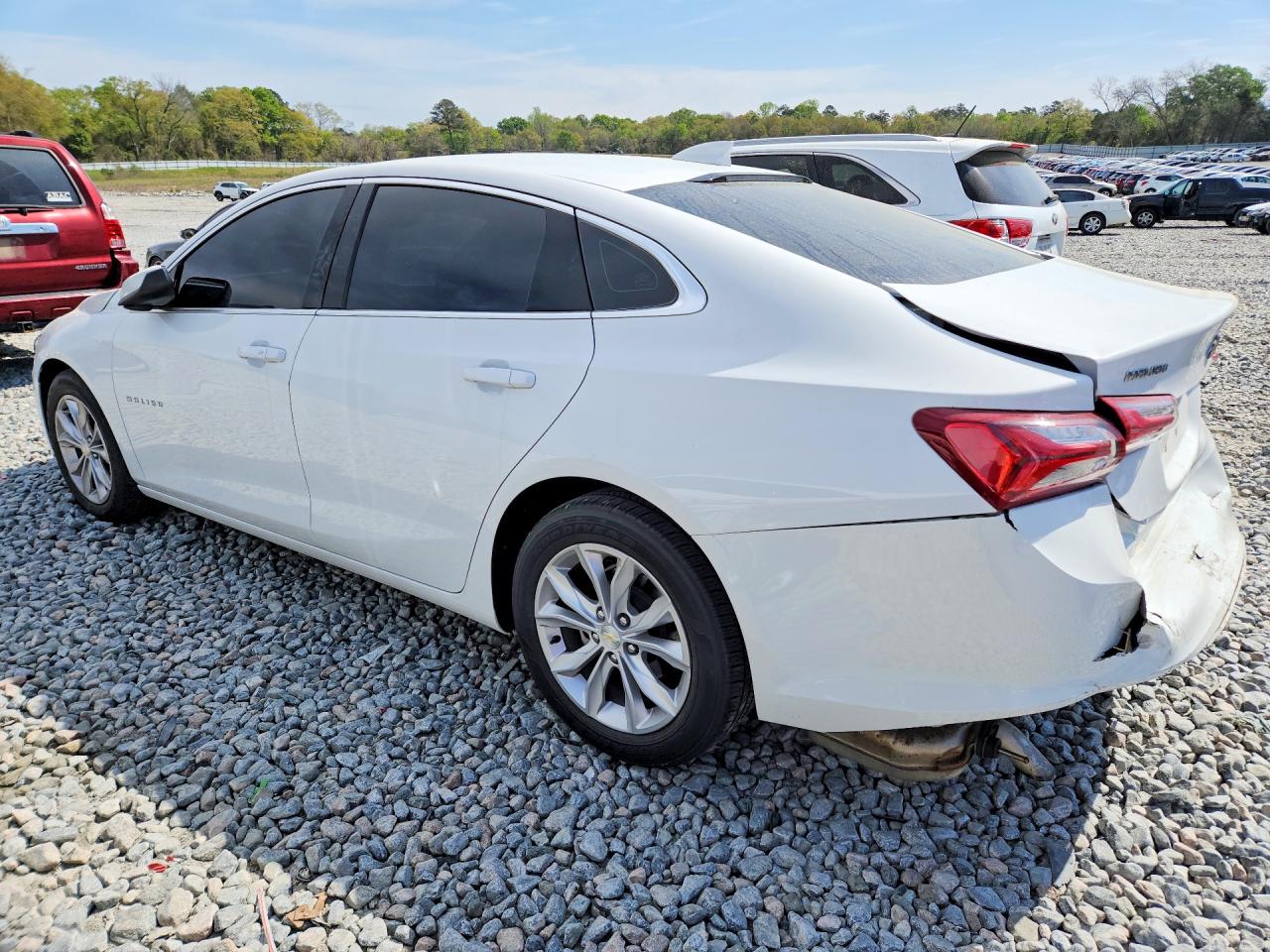 2022 CHEVROLET MALIBU LT photo 4