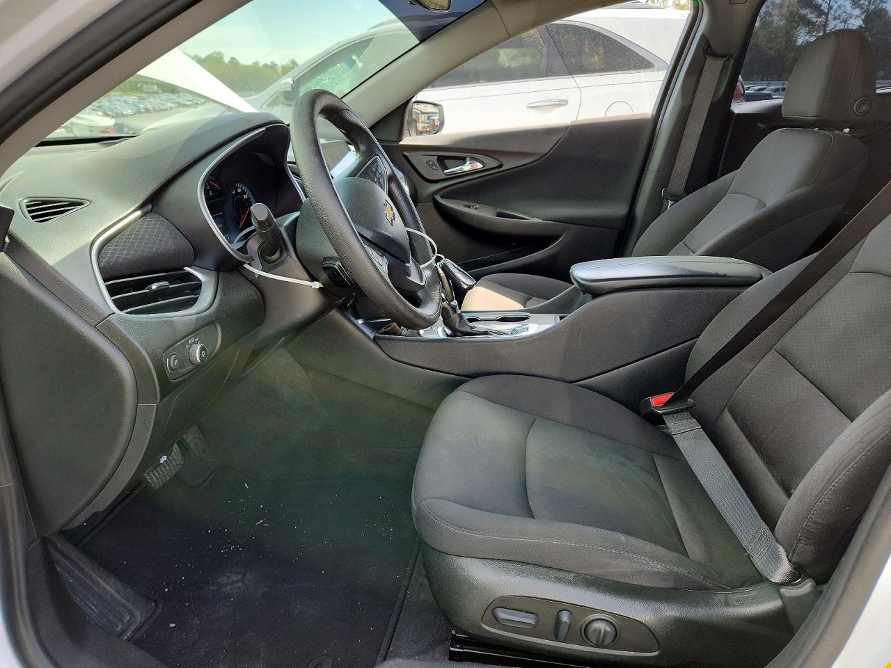 2022 CHEVROLET MALIBU LT photo 19