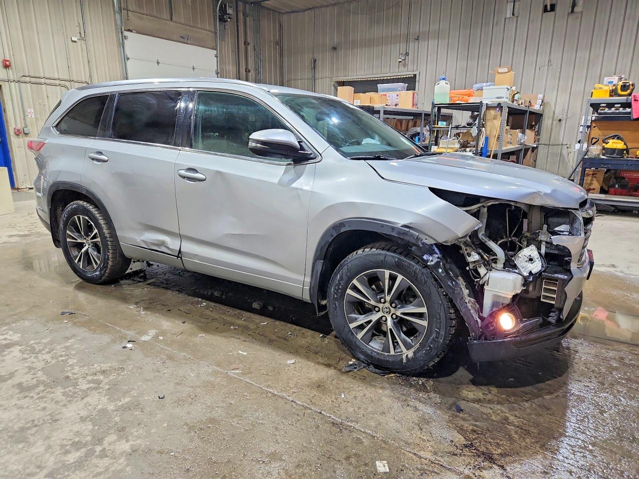 2016 TOYOTA HIGHLANDER XLE photo 7