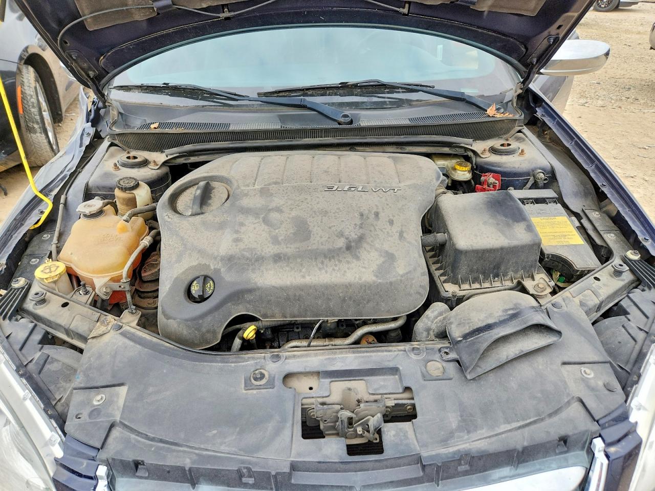2013 CHRYSLER 200 LIMITED photo 21