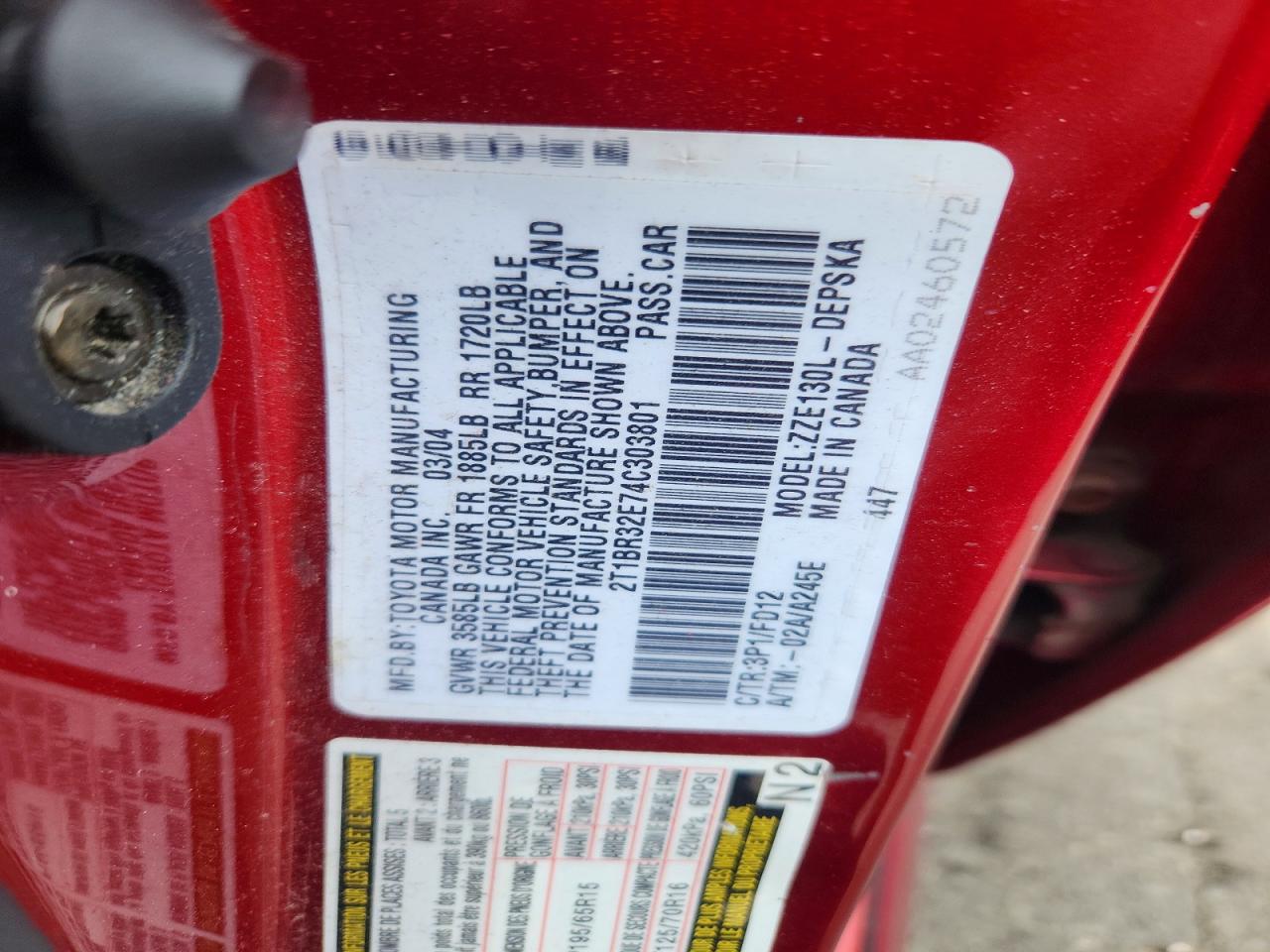 2004 TOYOTA COROLLA S photo 23