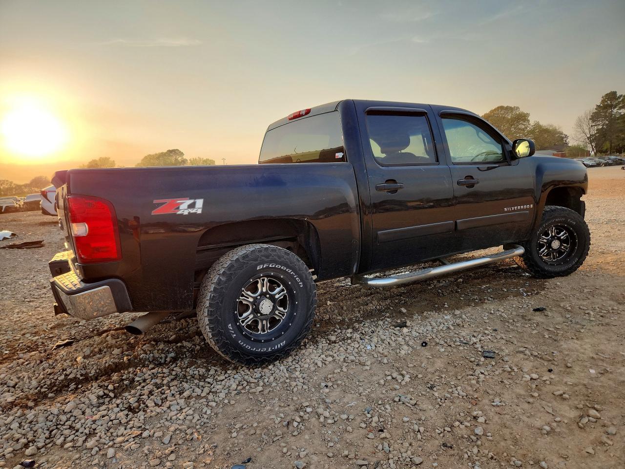 2007 CHEVROLET SILVERADO K1500 CREW CAB photo 3