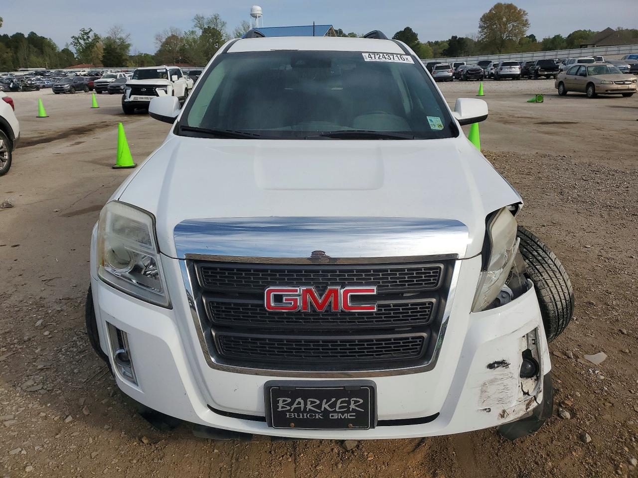 2015 GMC TERRAIN SLE photo 9