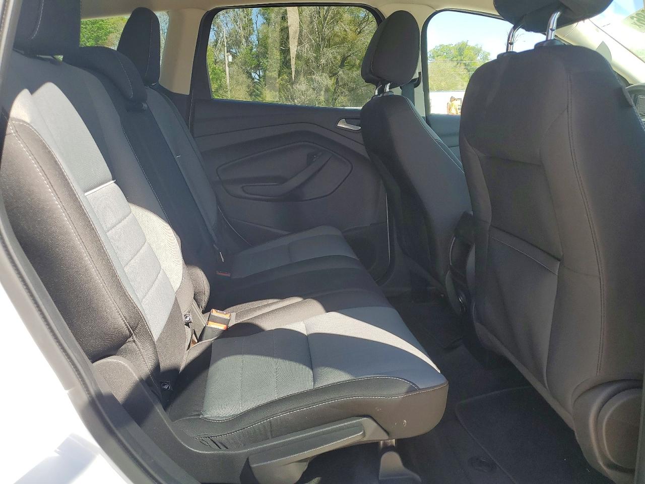 2014 FORD ESCAPE SE photo 19