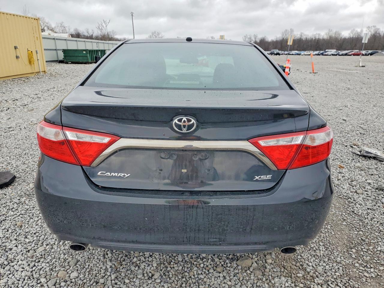 2016 TOYOTA CAMRY XSE V6 photo 6
