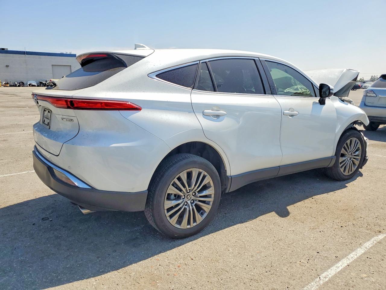 2023 TOYOTA VENZA LIMITED photo 5